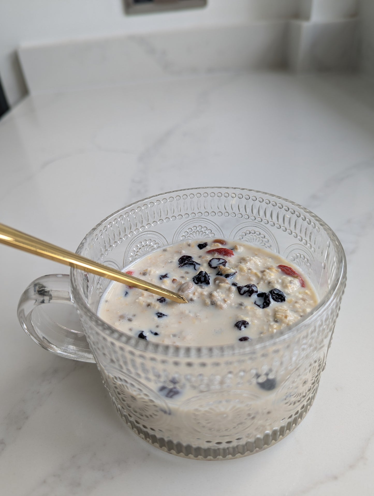 Berry Medley Porridge with Added Fibre (12 portions)